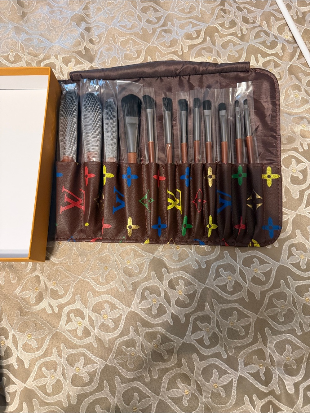 Brown Multicolor Logo Makeup Brush Set